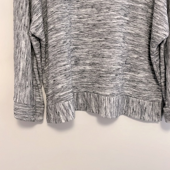 Lazy Sundays - Grey Heathered Sweater, oversized small - Picture 7 of 8